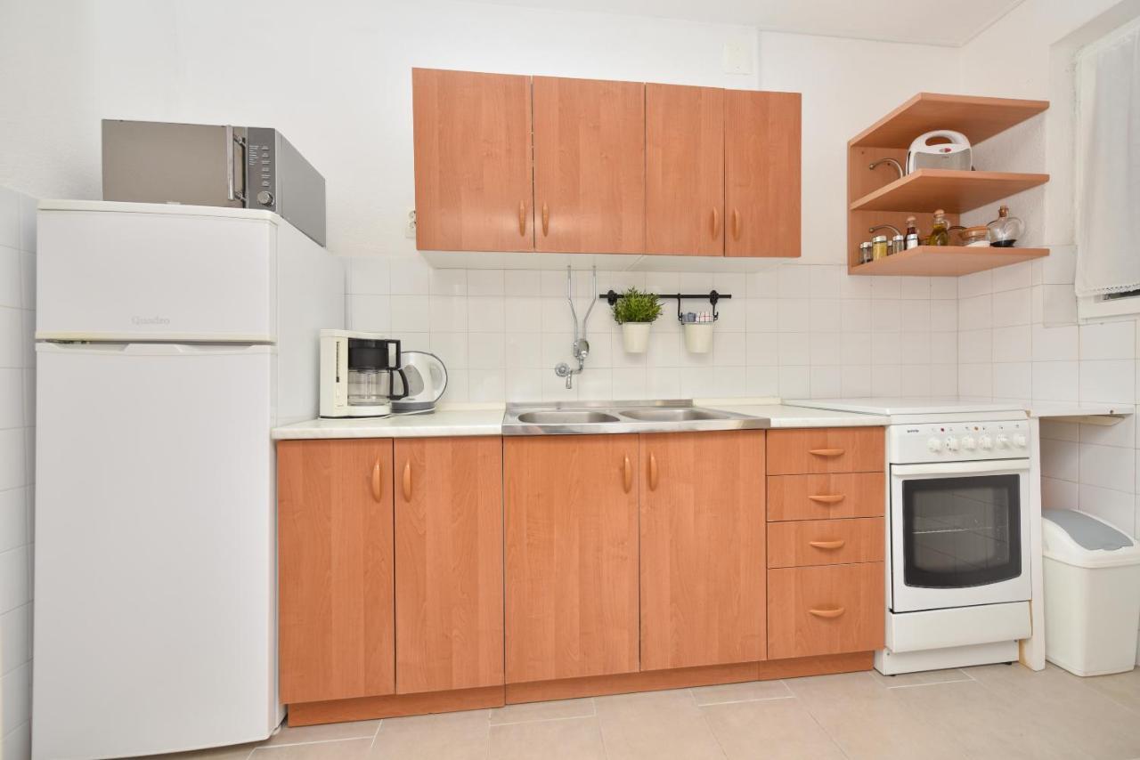 Apartments Marsela Tucepi Luaran gambar